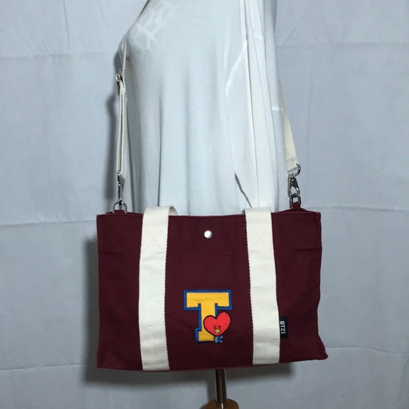 BT21 Line Friends Embroidered TATA Canvas Crossbody Burgundy Convertible Bag - Picture 1 of 10
